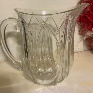 Water pitcher